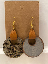 Gray and White Floral Two Sided Earring