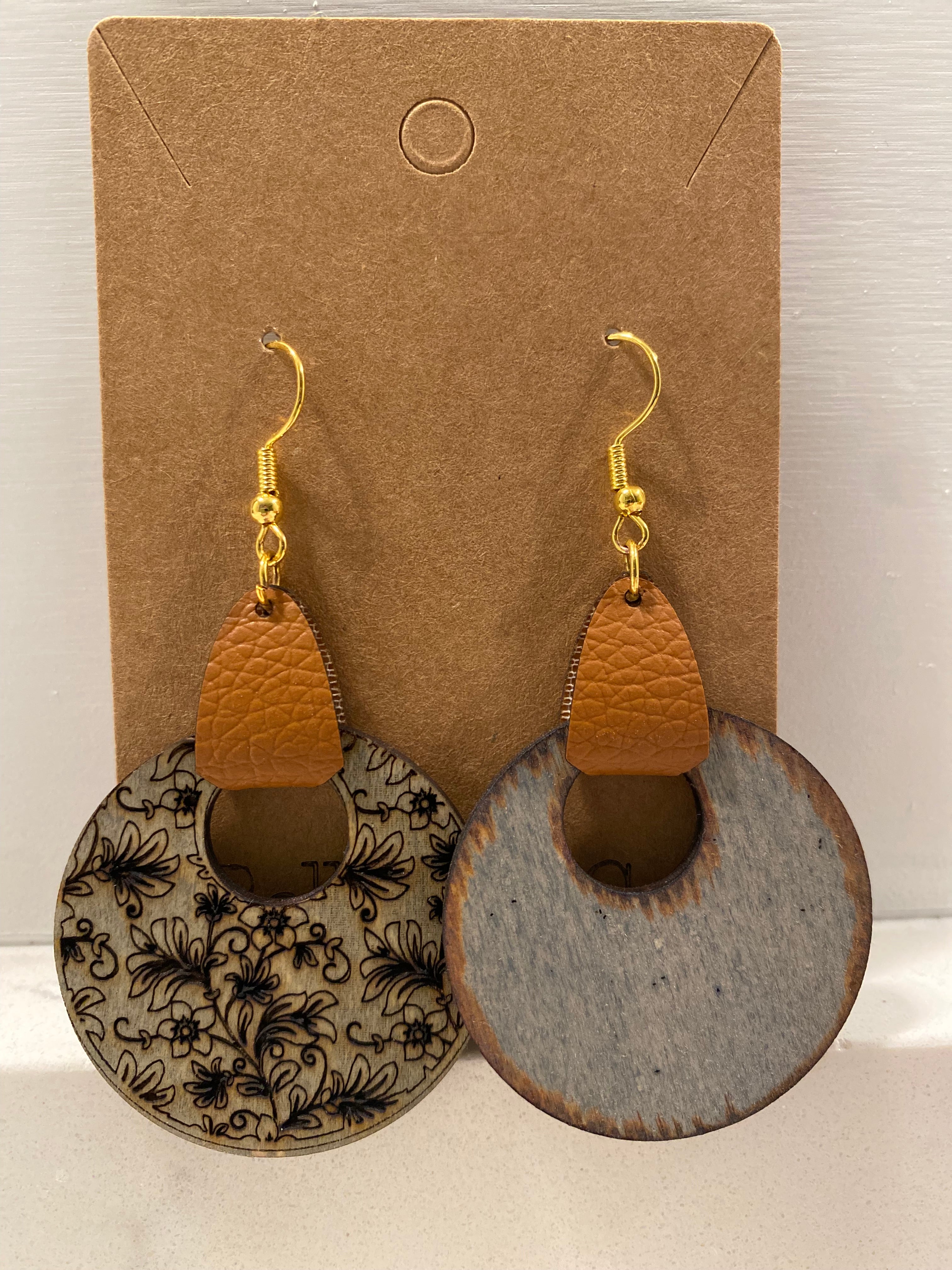 Gray and White Floral Two Sided Earring